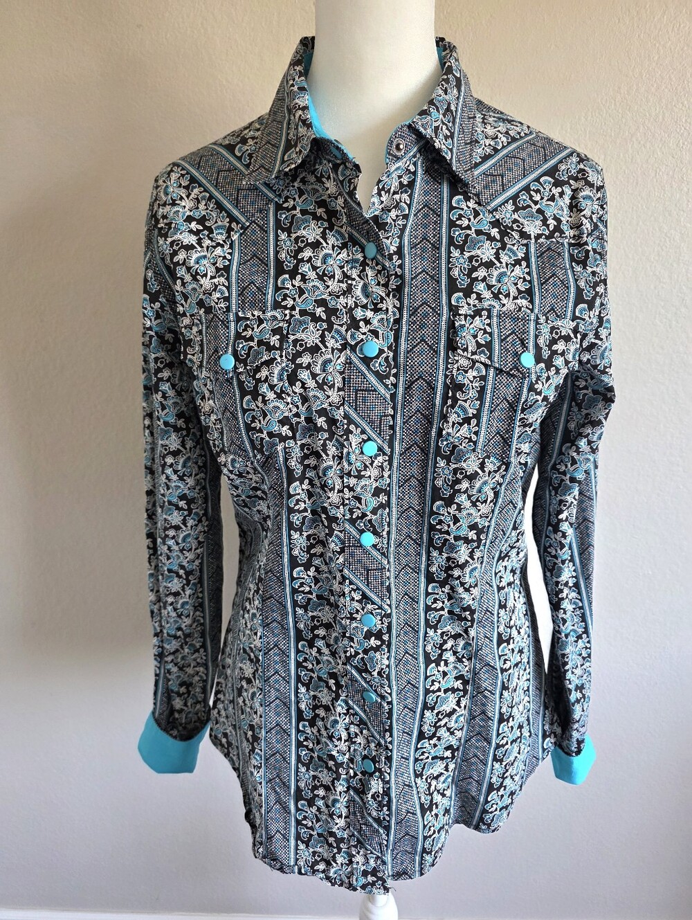 Cruel Western Snap Shirt Women’s M Turquoise Black Cotton Paisley Rodeo Cowgirl